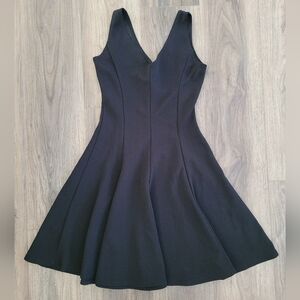 Elegant Black Sleeveless Dress